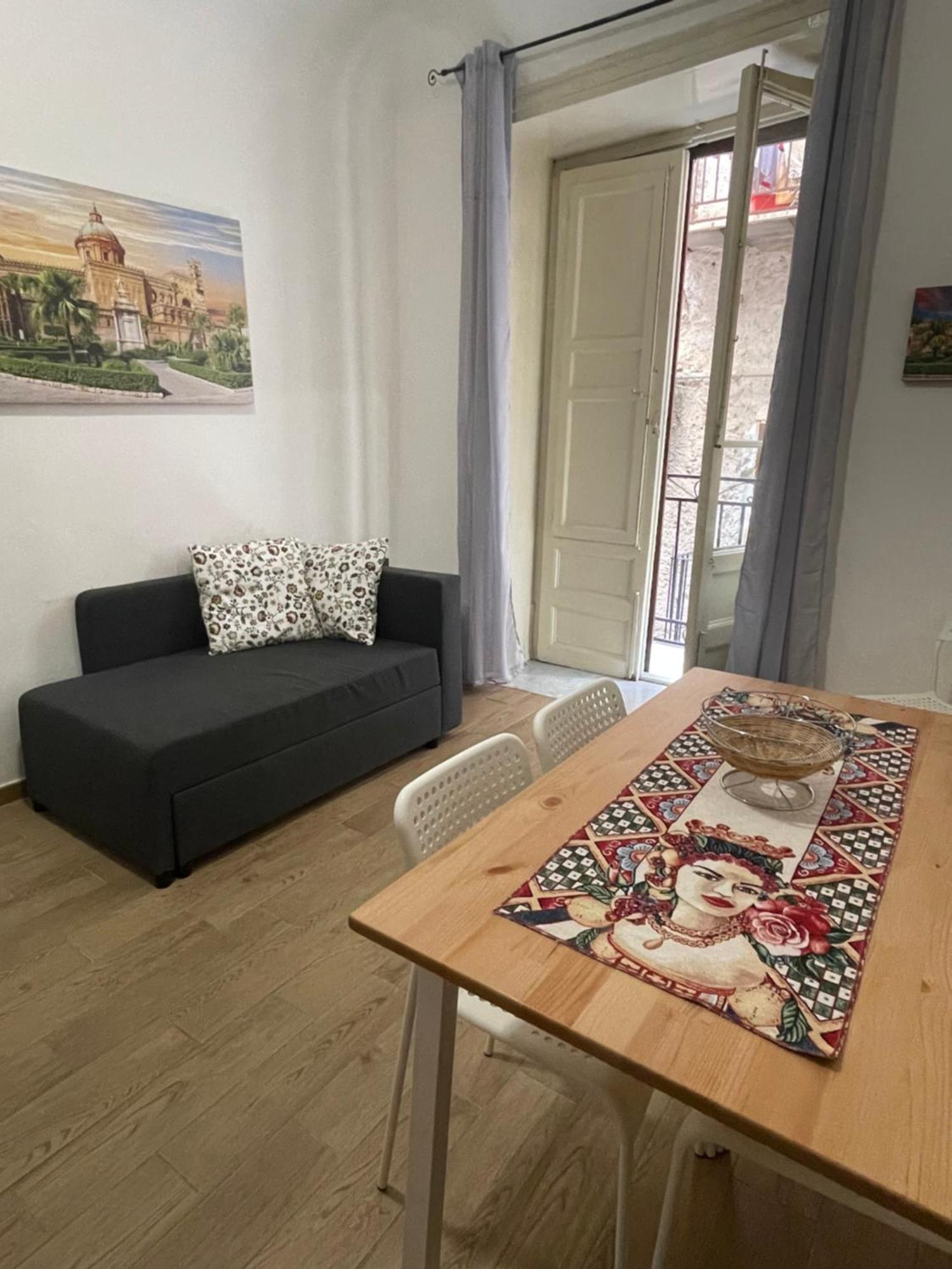 Le Colonne Del Massimo - Apartment In Front Of Massimo Theatre Palermo Exterior foto